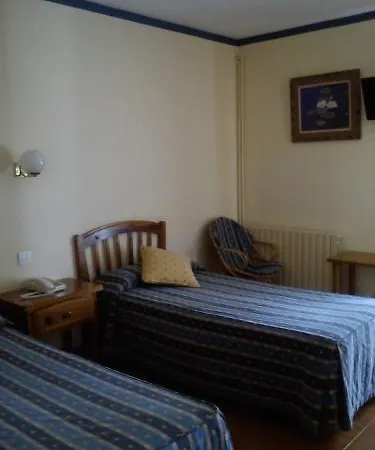 Pey Hotel 2*