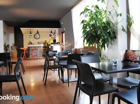 Hotel Pey 2*